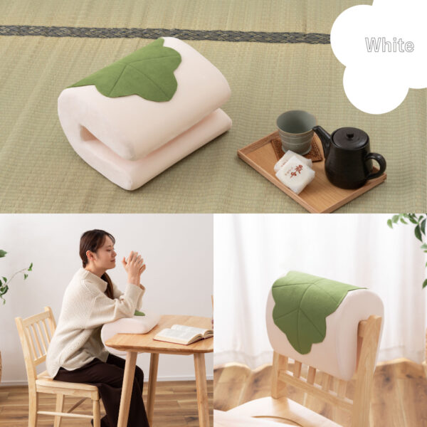 柏餅のようなクッション
