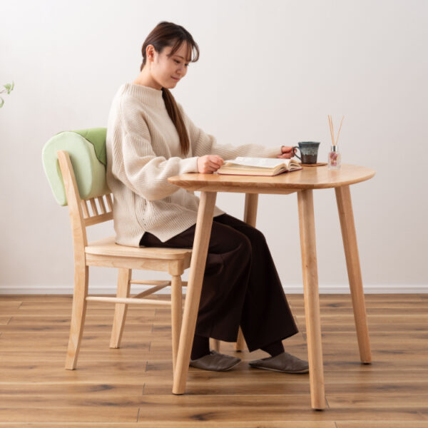 挟めるおもち型クッション