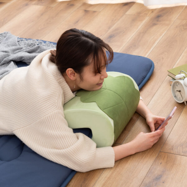 ゴロ寝の際のクッションとして
