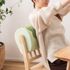 挟めるおもち型クッション